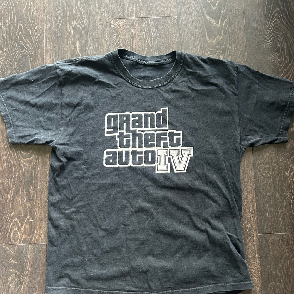 Vintage 2008 Grand Theft Auto IV Rockstar Games T-Shirt
